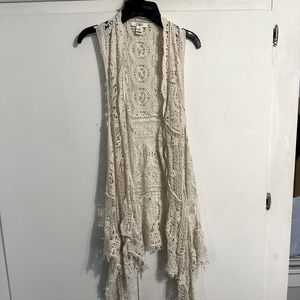 Women’s medium boho top